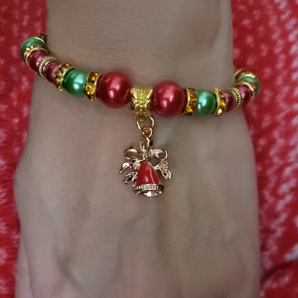 Handmade Gold bell Christmas bracelet - Picture 3 of 6